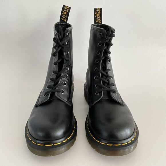 Dr. Martens Bootie 7M Black Leather 8 Eye Lace-up Boots - Picture 4 of 13
